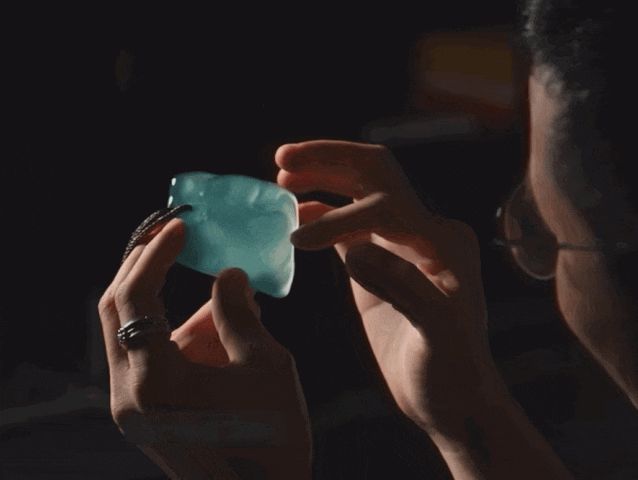 把异形孤品搬进直播间他们如何以新方式改变翡翠行业？(图6)
