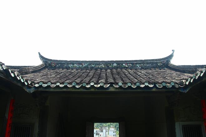 梅州某偏僻山村一座漂亮的老屋建房资金可能来源于太平军的宝藏(图6)