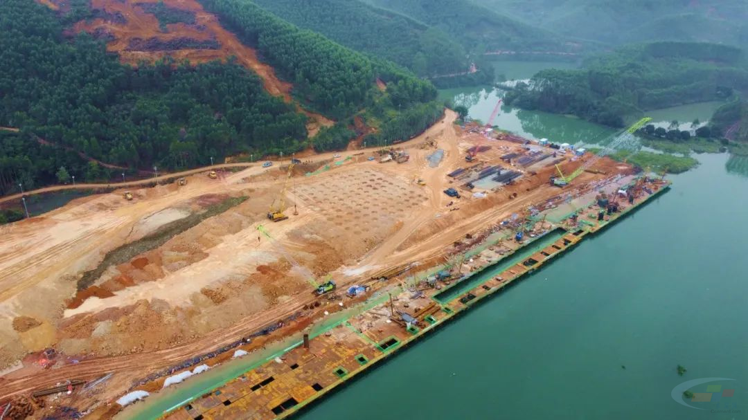 年产370万立方米优质花岗岩建筑骨料项目建设顺利推进