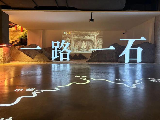 大理美到了“石头”里