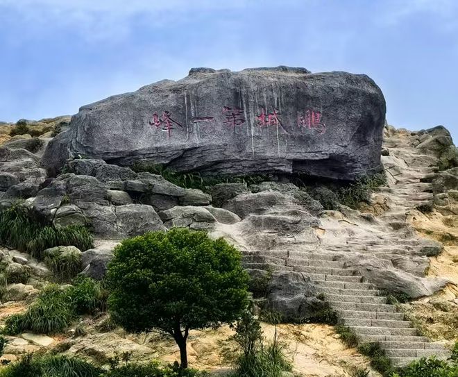 笑了！深圳一景区的这块大石头竟是假石头你有去打卡过吗？(图4)
