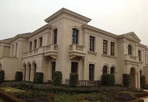 建筑界的瑰宝：花岗岩石材的独特魅力解析中国石材网？2024年12月18日22：30？福建花岗岩是人类历史上最早的建筑材料之一其“历史悠久＋性能出众＋应用范围广”的特性使其成为界公认的好材料今天就让我(图10)