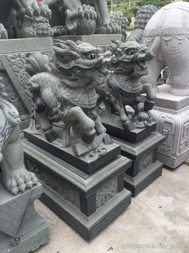 石雕麒麟在宗祠中的装饰作用(图2)