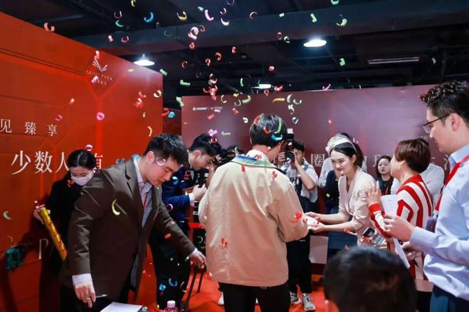 最新聚焦！翎翠滨江售楼处发布：翎翠滨江最新新房新篇章！(图6)