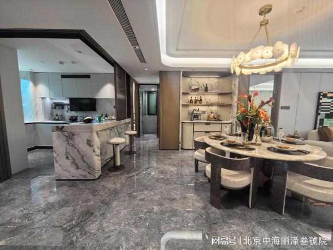 发布：千人抢房！中海丽泽叁號院即将开盘实拍现场沸腾真相(图4)