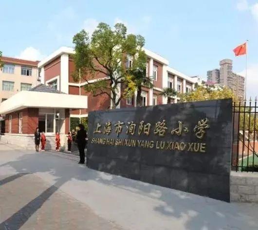 最新年度聚焦@品尊国际售楼处发布：撰写完美风景！！(图42)