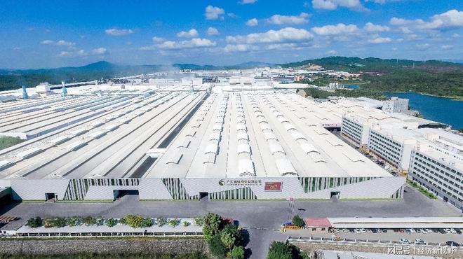 重磅启航：汇粤瓷砖·岩板全球首发广东好砖开启家居美学新篇章(图2)