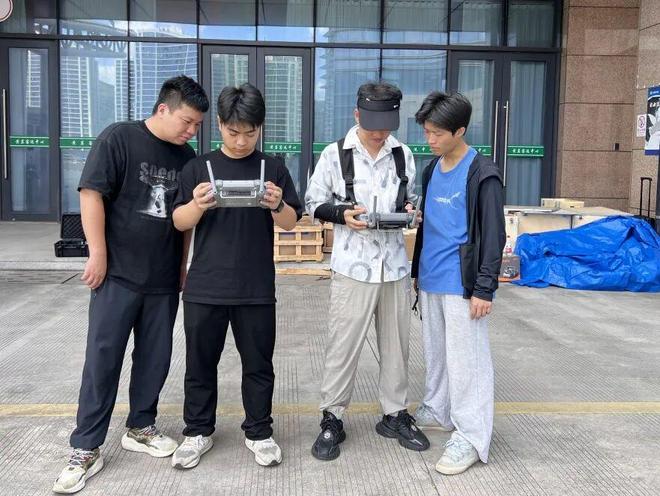 台州首例！会飞的“清洁工”来了！(图1)