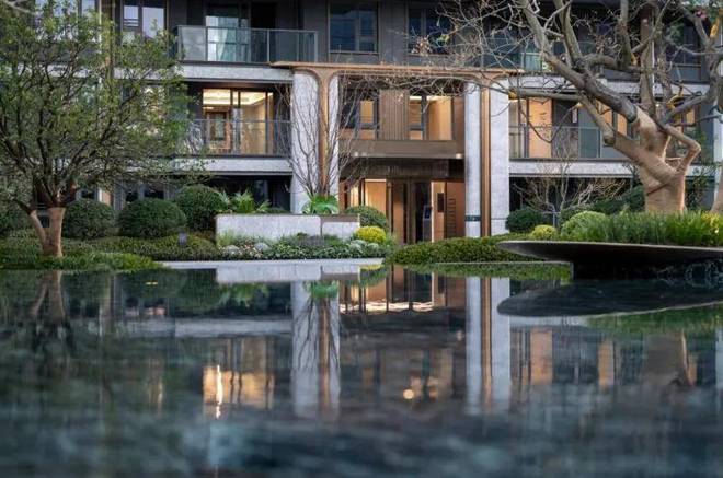 突发消息@上海宝山大华公园柏翠售楼处发布：奢华生活新标杆(图15)