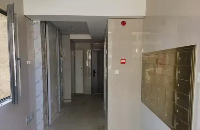 建艺集团：目前木溪矿区饰面用花岗岩矿生产规模为110万立方米年矿山作业人数约300人(图7)