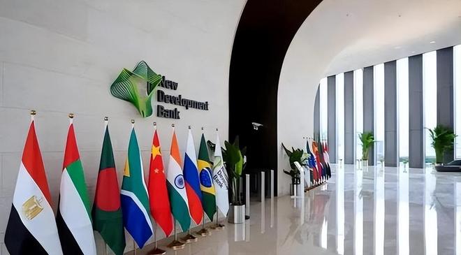 改名战争部当天特朗普正式将中国列为对手后悔将俄印推远(图13)