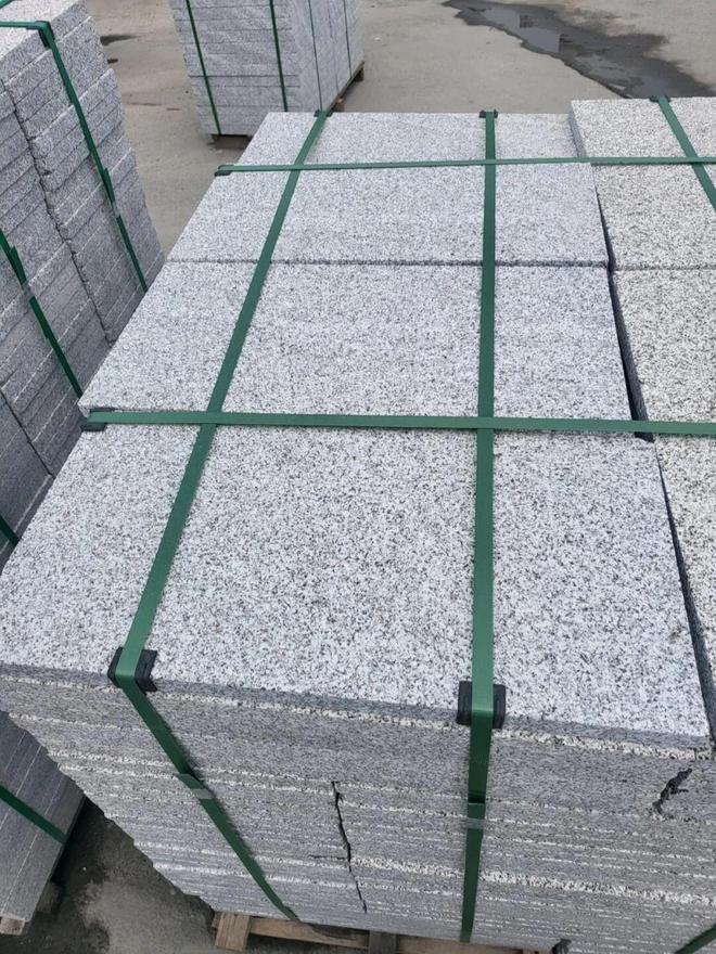 石材加工芝麻白路沿石倒角路沿石机切面、火烧面多少钱一米(图10)