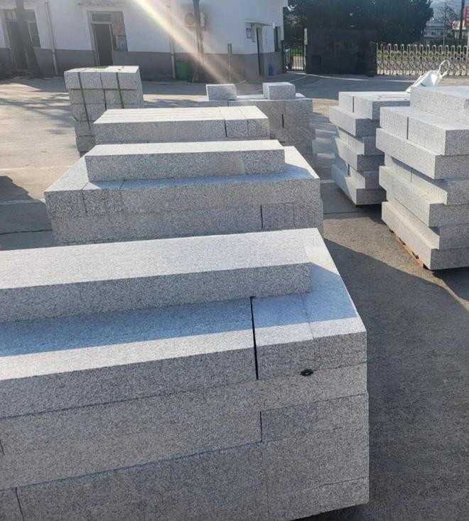 石材加工芝麻白路沿石倒角路沿石机切面、火烧面多少钱一米(图11)