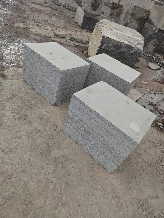 黑色石材厂家压顶石与青石汀步石价格工艺选择(图7)