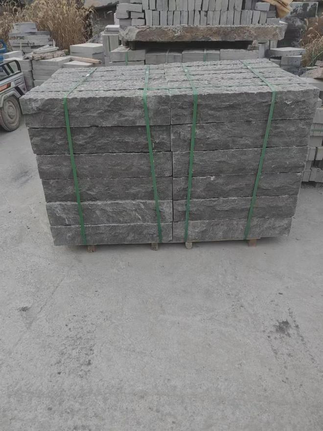 黑色石材厂家压顶石与青石汀步石价格工艺选择(图9)