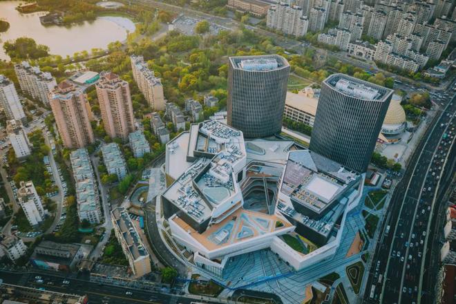 十月双节百度热搜@大华公园柏翠售楼处电话：顶奢生活之选(图9)