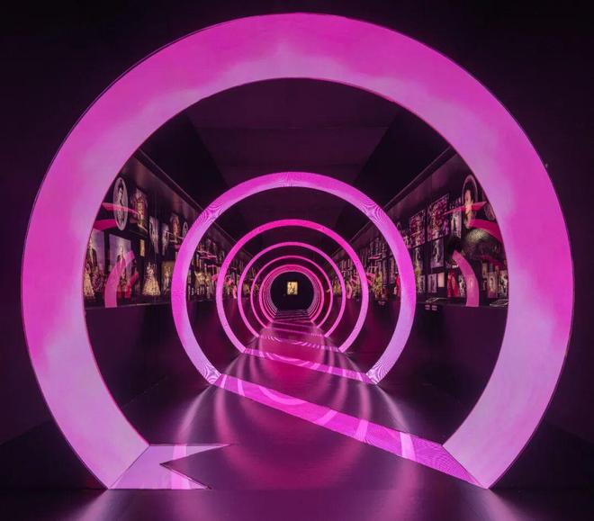 迪奥小姐青春与自由的不朽象征(图4)