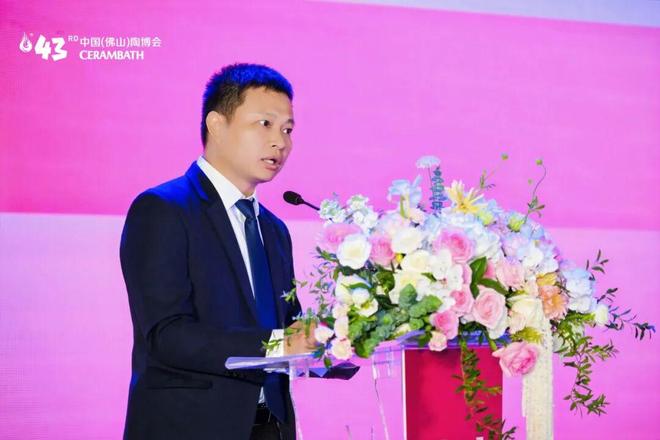 首日人气爆棚！亮点纷呈的第43届中国（佛山）陶博会您打卡了吗？(图7)