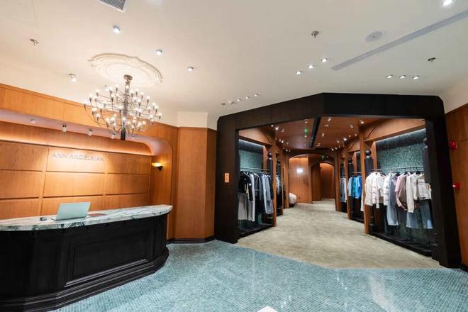 吴千语空降现场？这个代言人别太会选！(图13)