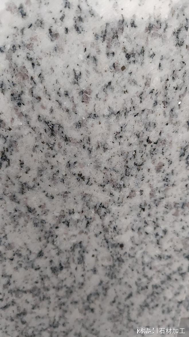 山东白麻花岗岩与芝麻白石材火烧板多少钱一平方(图2)