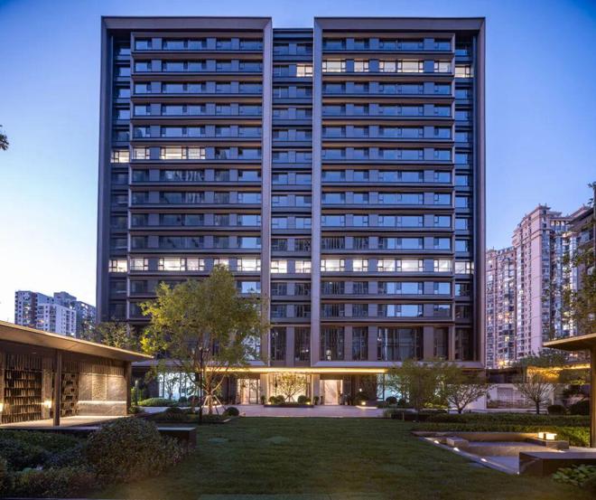 北京首个“纯现房豪宅”到底有多能打？