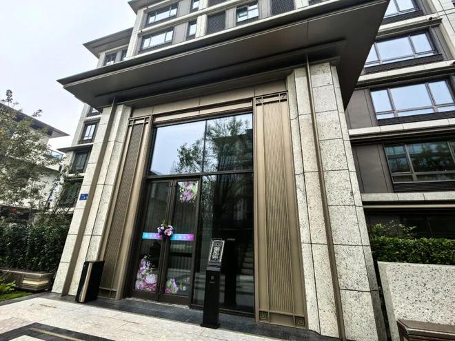 又一个千万豪宅刚刚交付现场实探来了！(图3)