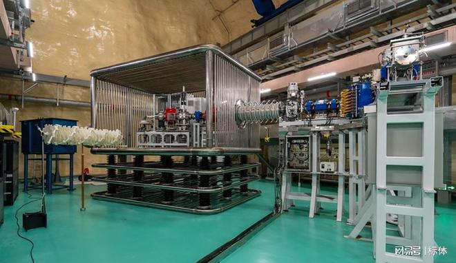 太牛了！2400米地下挖出世界最大实验室水电站竟藏中国科技王牌(图11)