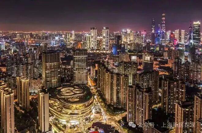 火热在售@翎翠滨江售楼处动态：以匠心品质勾勒人居美好图景！(图5)