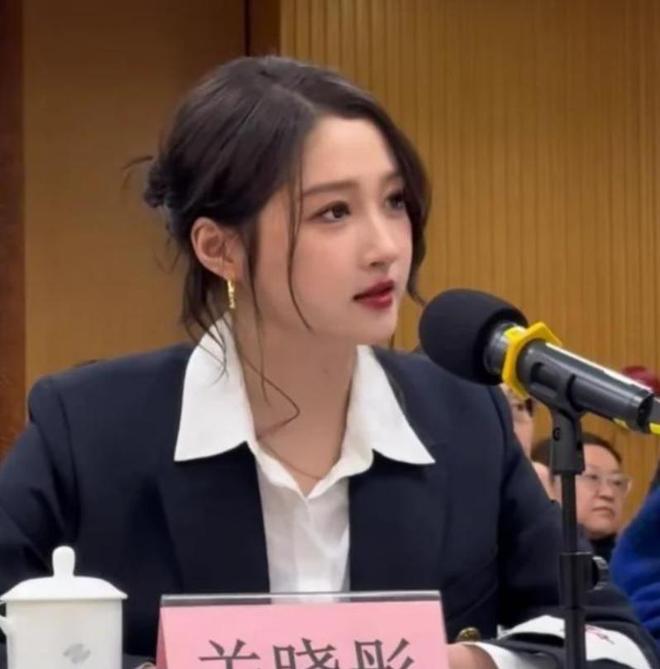 鹿晗出轨风波升级？网友扒出他曾多次被曝出轨多个细节证据流出(图6)