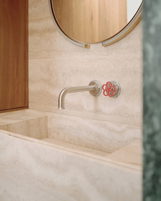 米兰公寓的绿色大理石巨墙(图11)