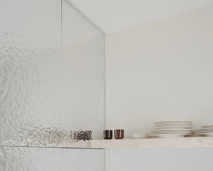 米兰公寓的绿色大理石巨墙(图10)