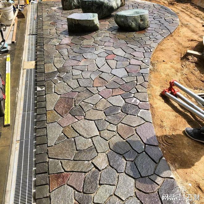 石材厂家加工铺装伸缩缝设置位置与间距的设计依据(图5)