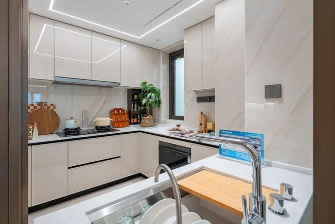 聚焦招商序售楼处发布：匠心铸就经典(图27)