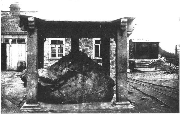 日本是时候归还了中国通告全球此事靖国神社前的石狮出自中国(图3)