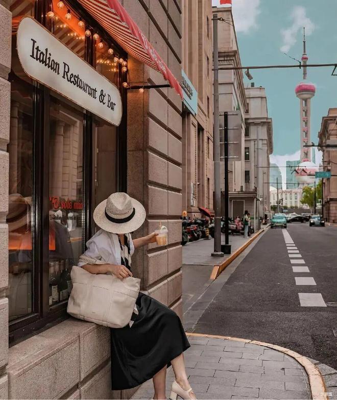 炸场外滩瑞府售楼处发布：火热招揽!(图4)