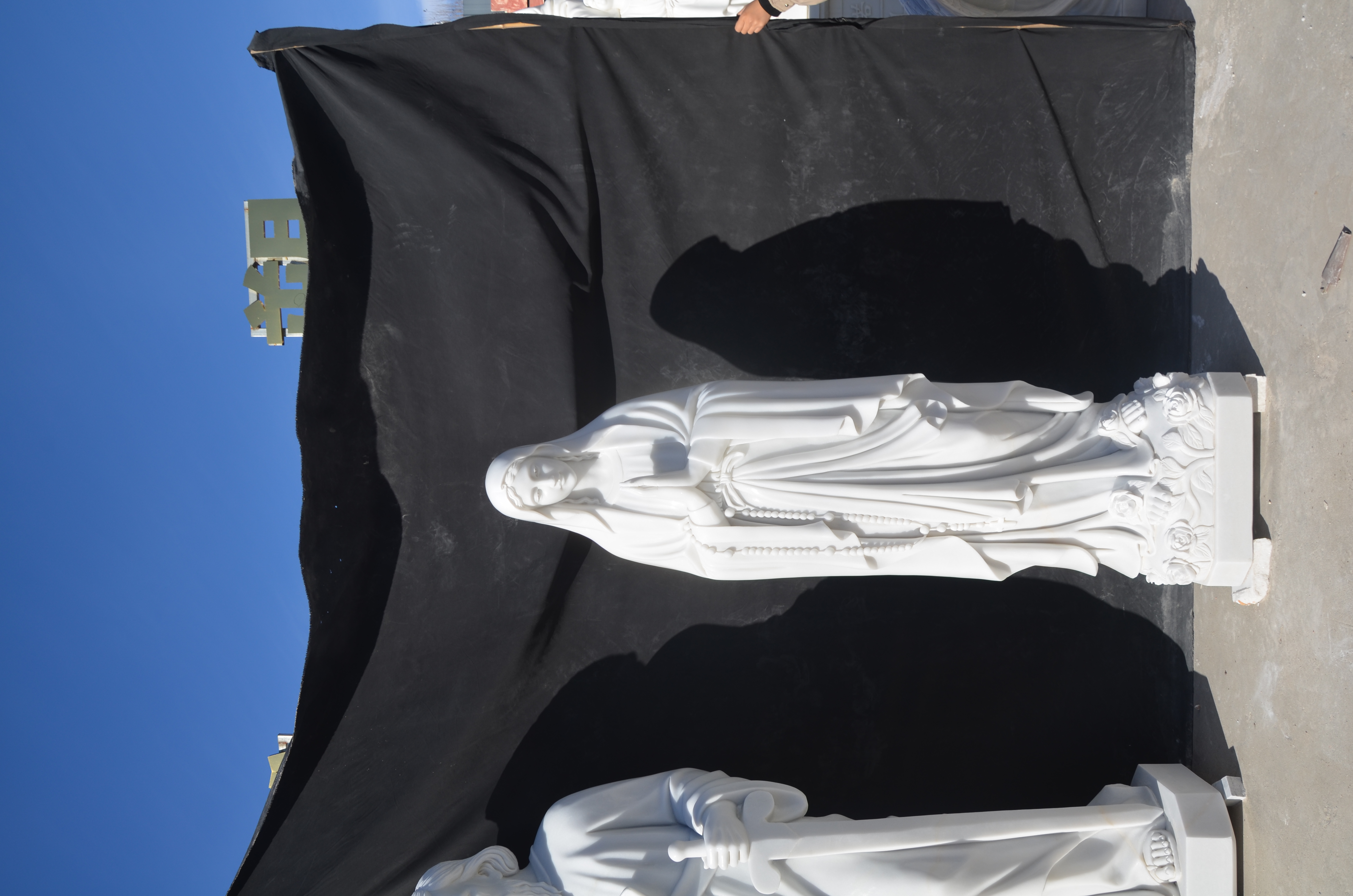 2026年高端住宅标配：如何挑选一家顶尖的福建大理石壁炉厂家？(图2)